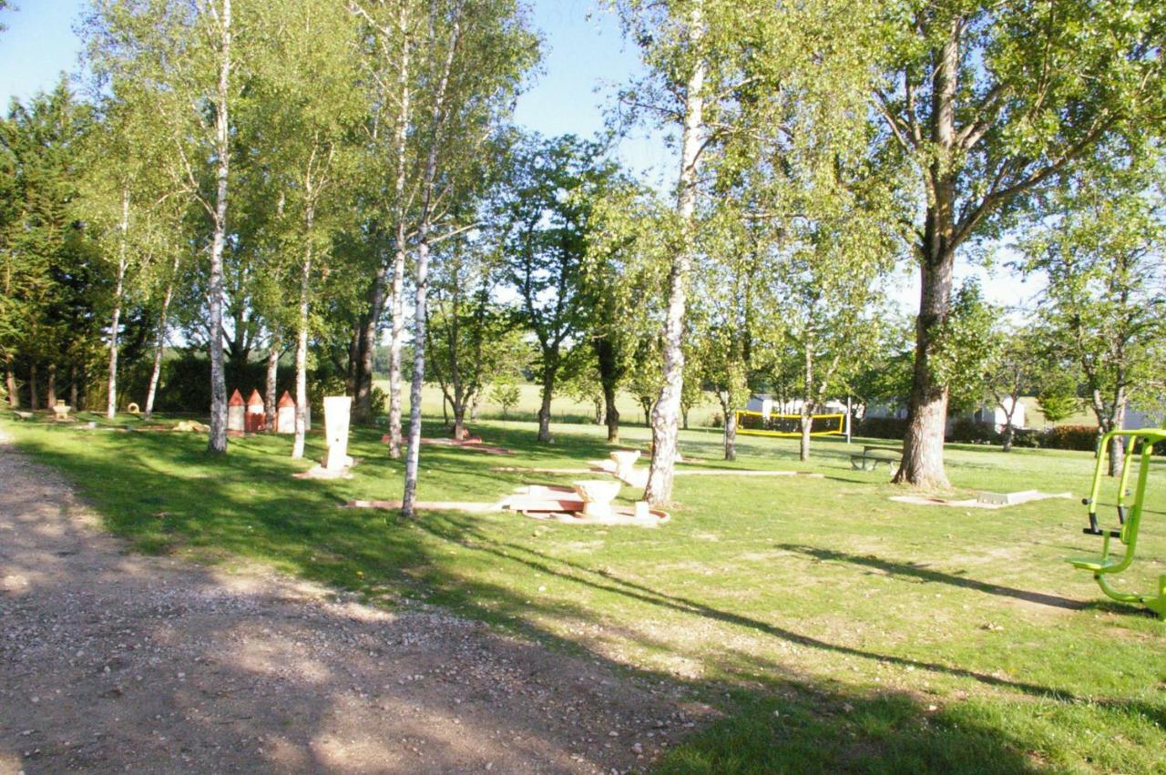 Campsite Barero Locations De Mh Proche Beauval Et Chateau Dans Loire Et Cher 4*